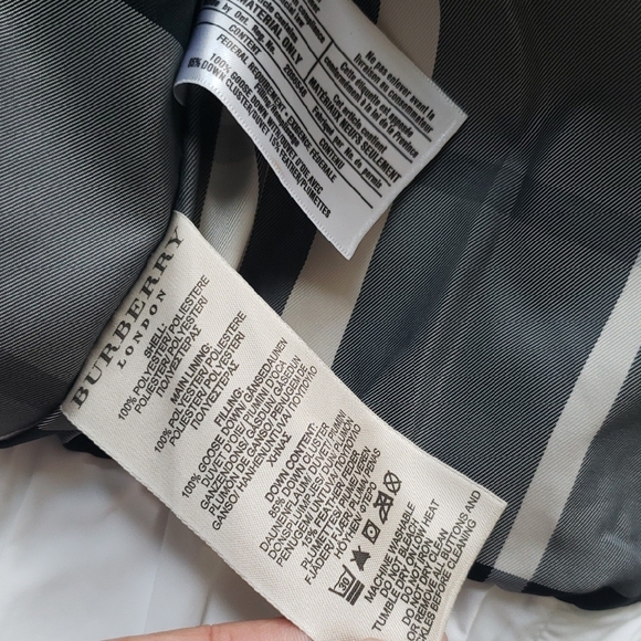 Burberry White Cropped Down Puffer Jacket Size XS - Picture 6 of 11